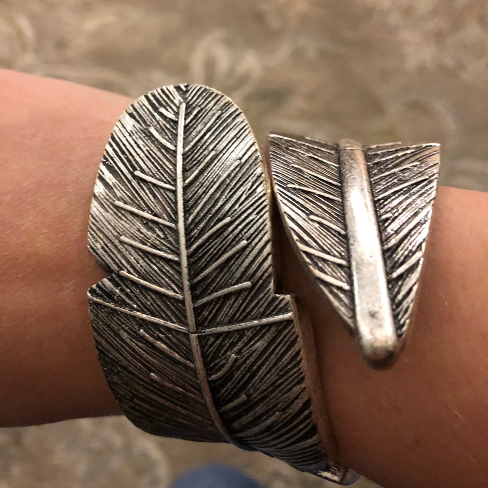 Feather cuff bracelet